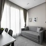 The Skysphere, Nilie Hospitality Mgmt Διαμέρισμα