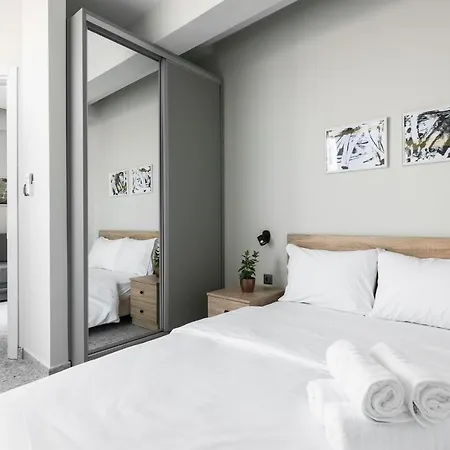 The Skysphere, Nilie Hospitality Mgmt * Thessalonique
